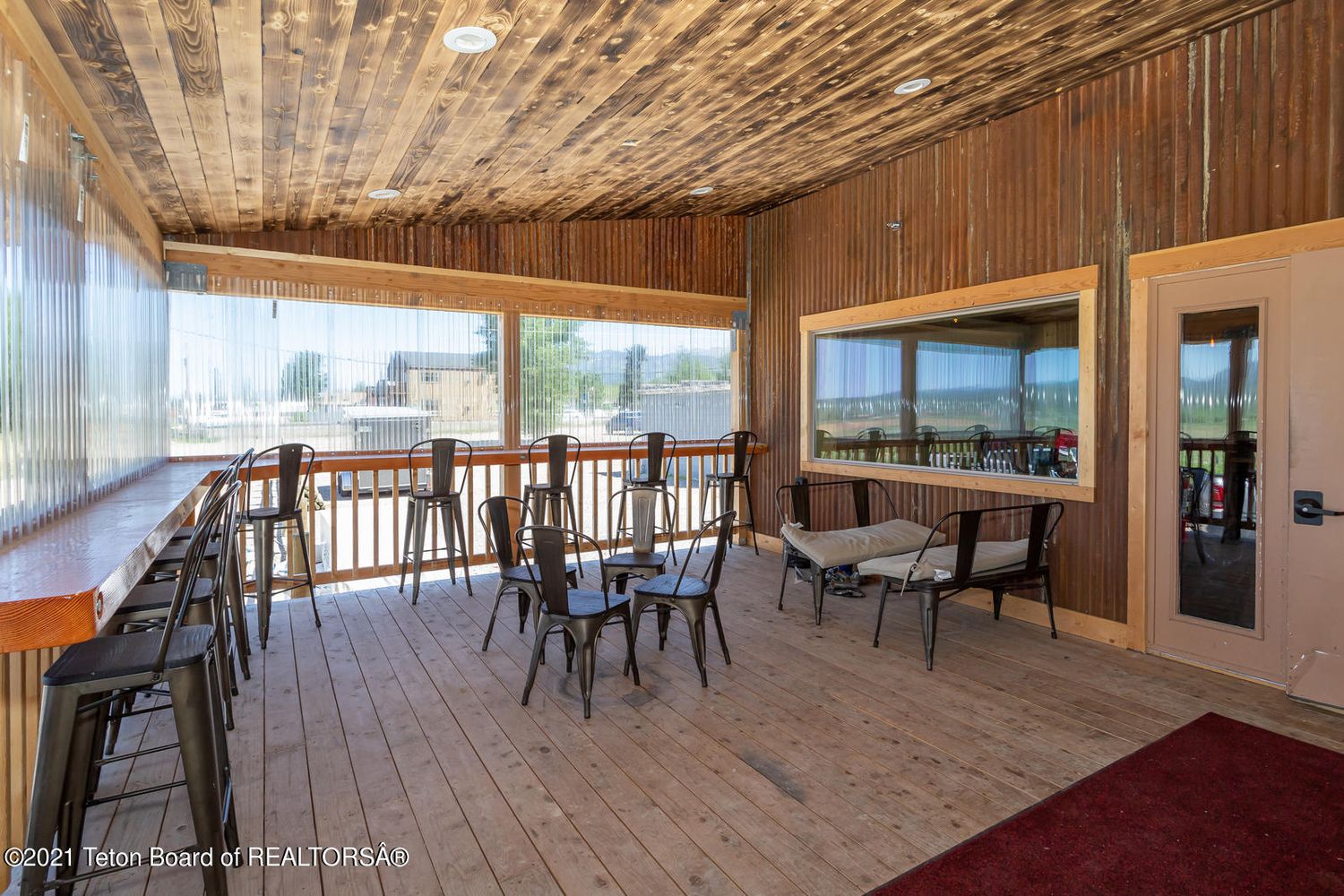 285 N Main St, Thayne, WY 83127